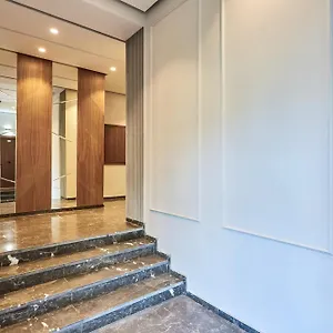 Sleek And Modern 2-bed Unit In Downtown Casa Appartement